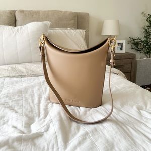 Poppy Barley The Fold-Top Bucket Bag - Biscotti